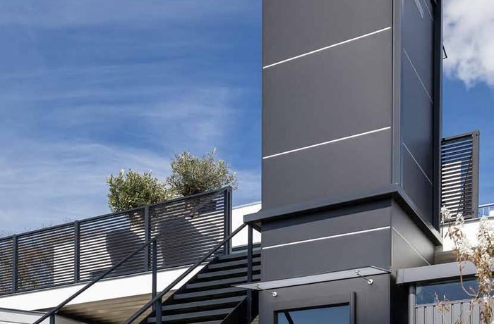 Elevador exterior alternativa a salvaescaleras